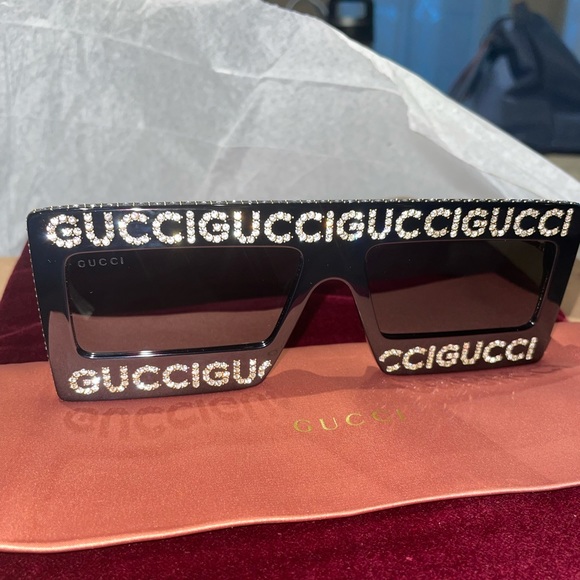 Gucci Rhinestone Black Rectangle Logo sunGlasses